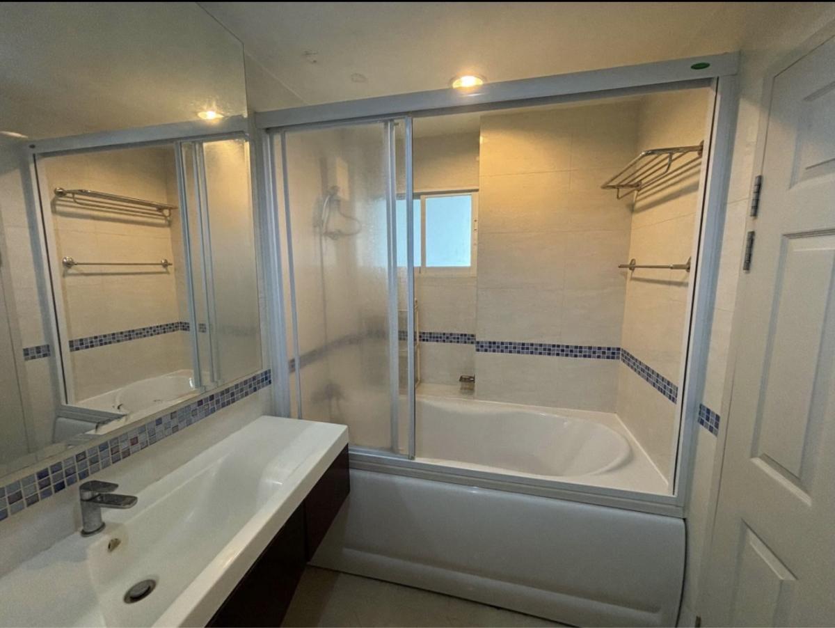 Life Ratchada–Suthisan ห้องใหญ่ 45 ตร.ม. ติด MRT สุทธิสาร 10 ม. เฟอร์ครบ พร้อมอยู่