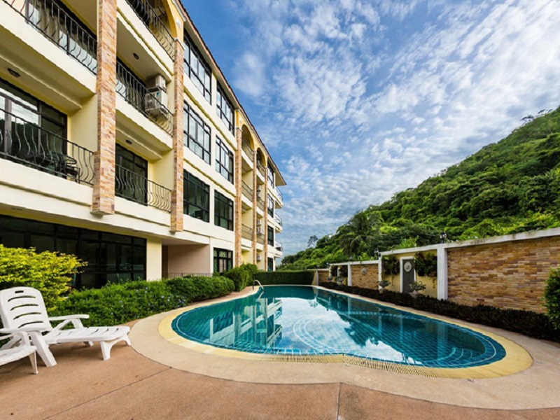 Mountainous-Hill-Khao-Yai