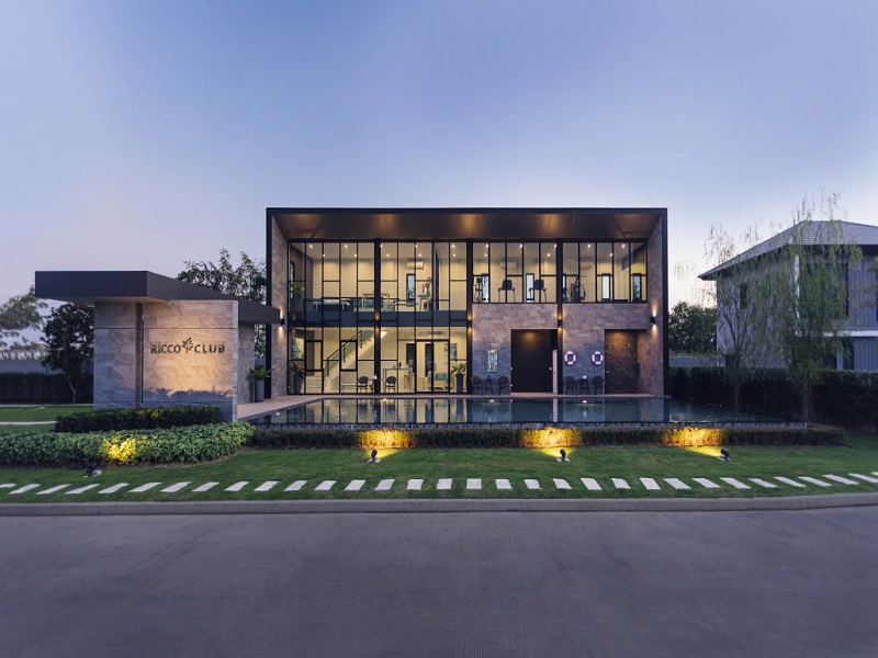 The-Ricco-Town-Wongwaen-Lumlukka