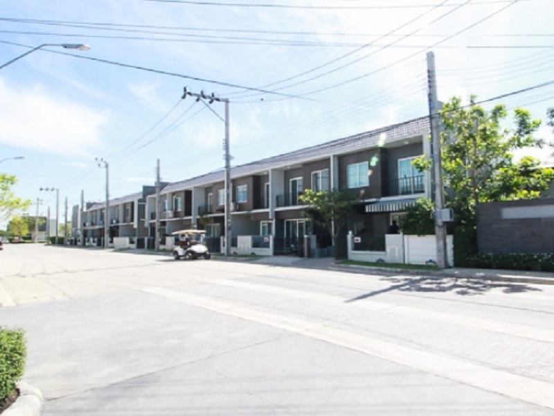 เดอ-ะคัลเลอร์ส-พรีเมียม-บางนา-วงแหวน