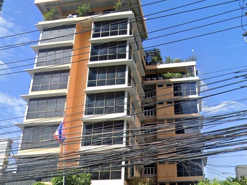 แอมบาสเดอร์ส-คอร์ท