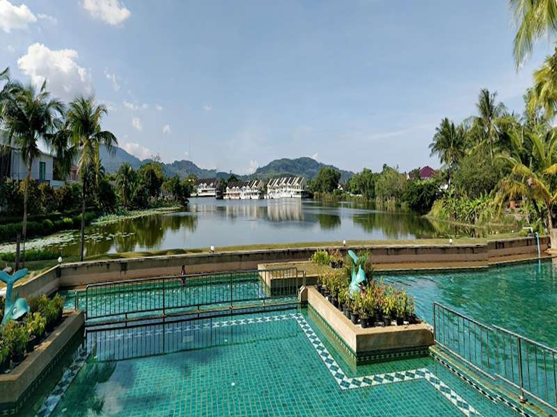 Land-and-Houses-Park-Phuket